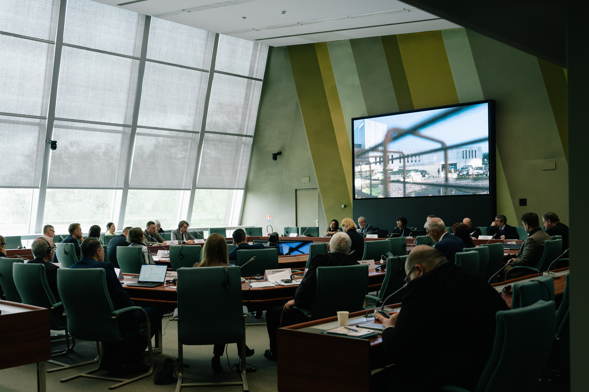 Uczestnicy spotkania Komisji Kultury Rady Europy w Pałacu Europy.